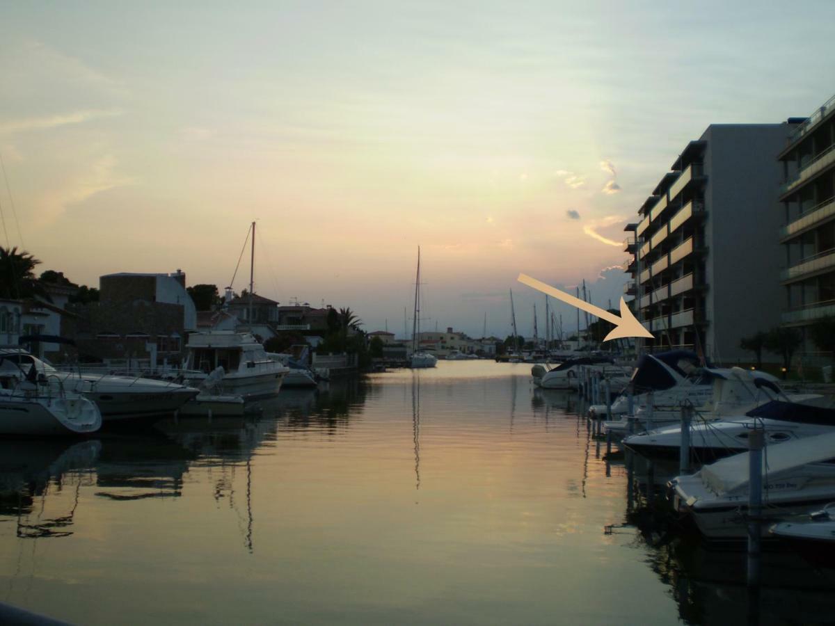 Apartamento Al Canal Rosas Exteriör bild
